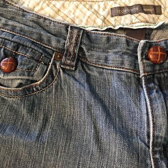 Liz Claiborne Bootcut Jeans w/Leather Quilted Buttons, Vintage 90s, Size 10 - Picture 7 of 12